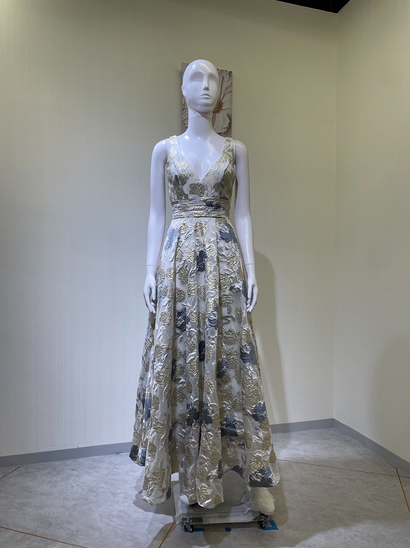 【レンタルドレス 4689】ノースリーブVネック花柄フレアロングドレス ゴールド×グレー